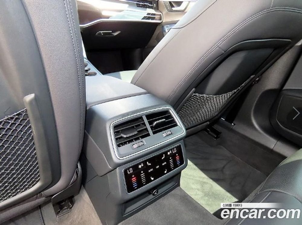 Audi A6 (C8) 45 TFSI Quattro (04.2020)