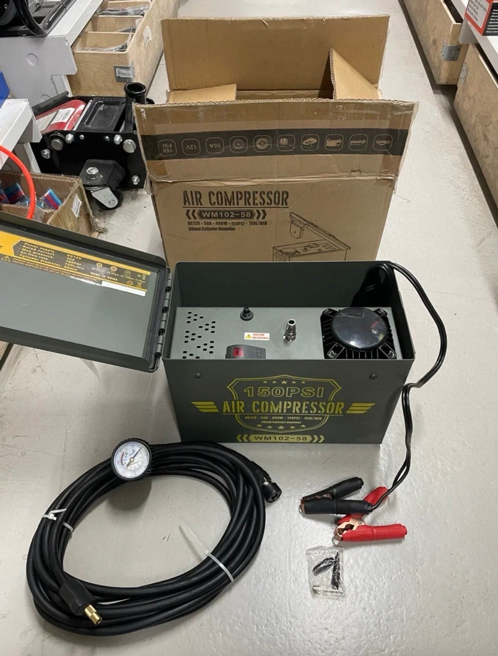 Компрессор автомобильный "AIR COMPRESSOR" 150 л/мин, 12 вольт, WM102-58, TG (1 шт.)