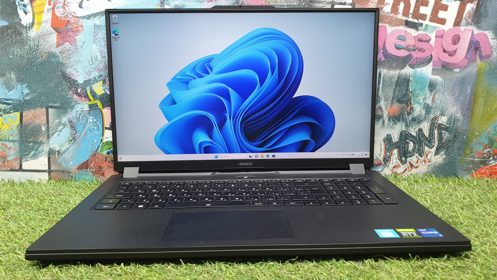 Игровой Aurus i7-12/64Gb/RTX 3070 Ti 8 GB/360Hz/17 XE4 XE4-73RU514SD/Windows 11