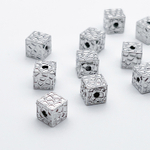 Бусина Куб, цвет серебро, размер 6 мм, цена за 1 шт