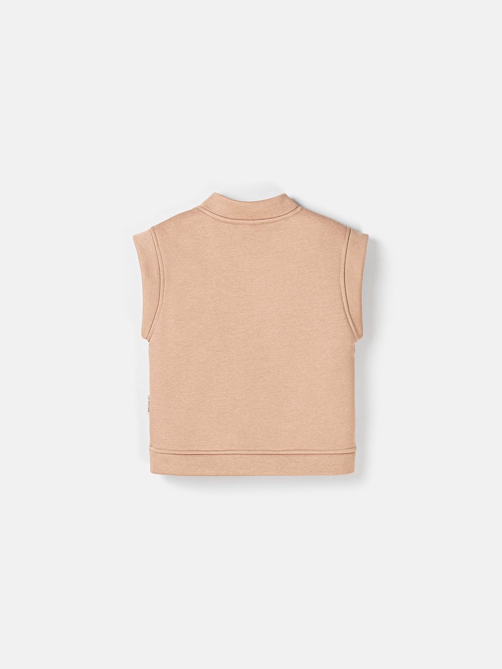 Жилет из футера "Молочный ирис" утепленный