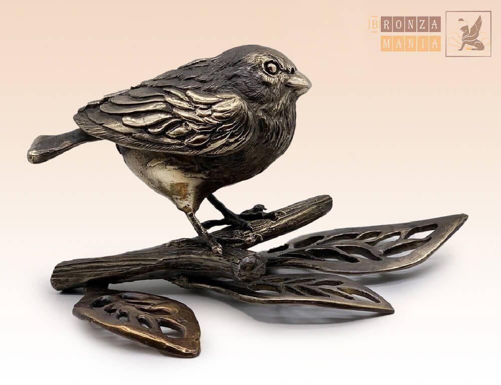 фигурка Воробей на ветке