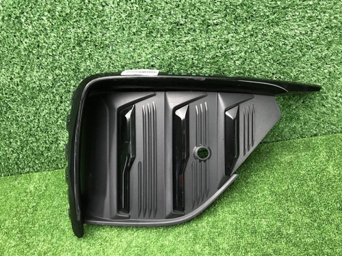 Решетка переднего бампера RH Geely Tugella (22-24)