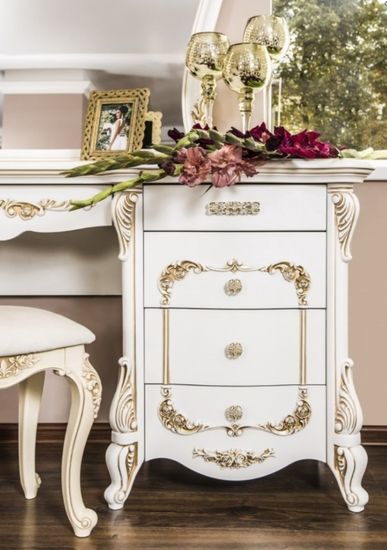 Стол туалетный  АННА МАРИЯ  с пуфом и зеркалом