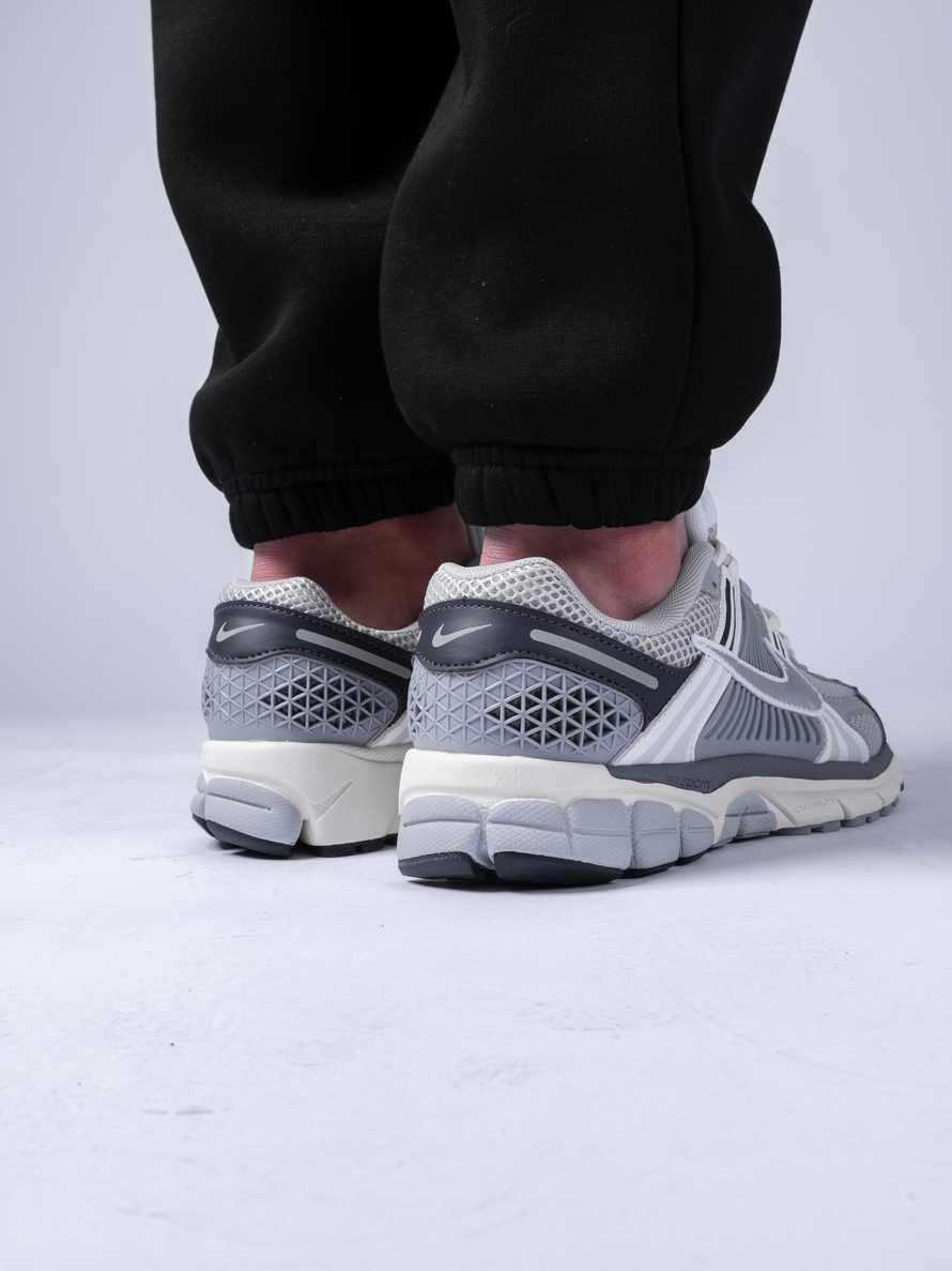 Кросовки Nike Vomero5 (сер.)