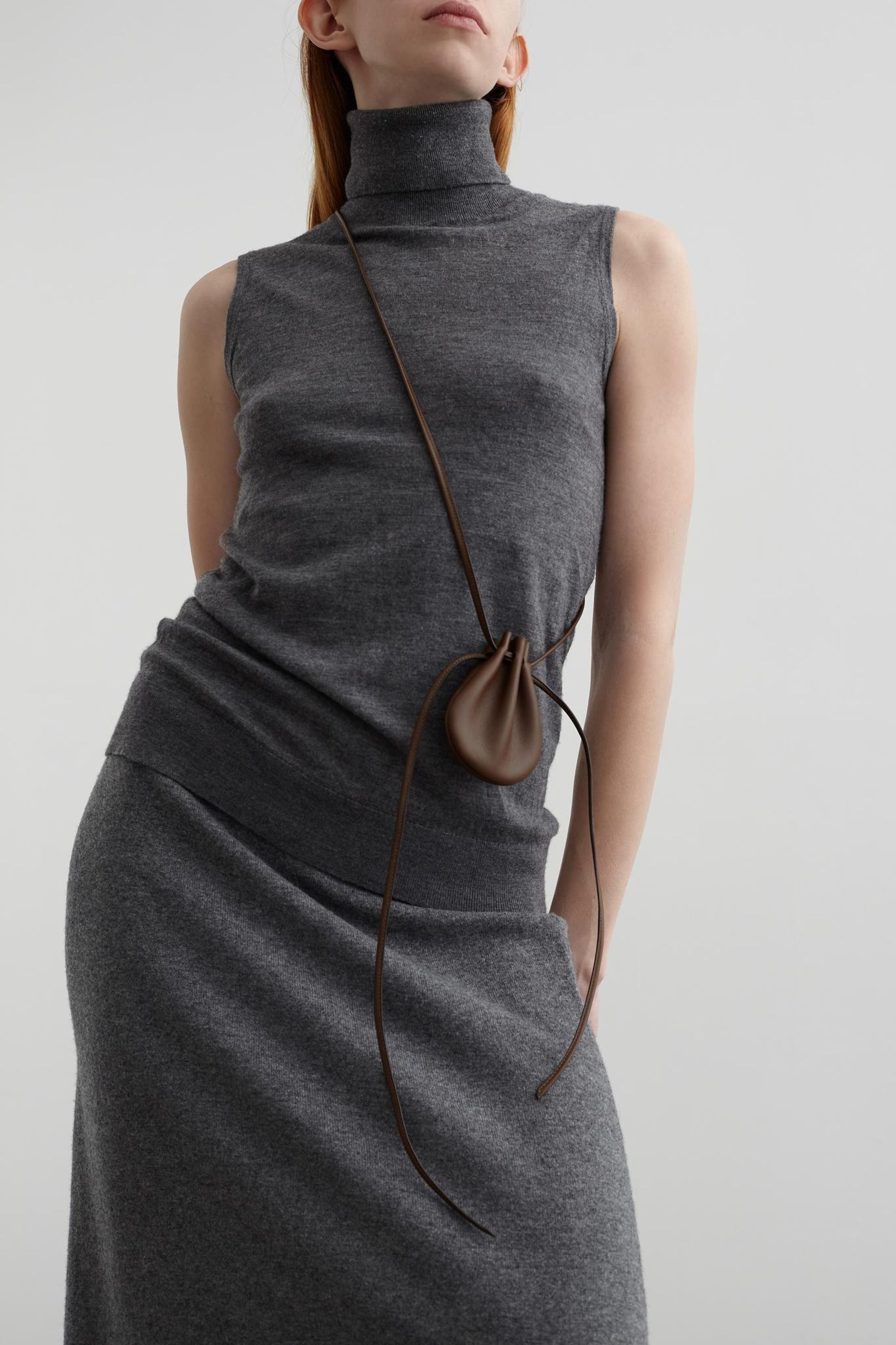 5 OʼCOAT×SHELK МЕШОЧЕК DARK BEIGE