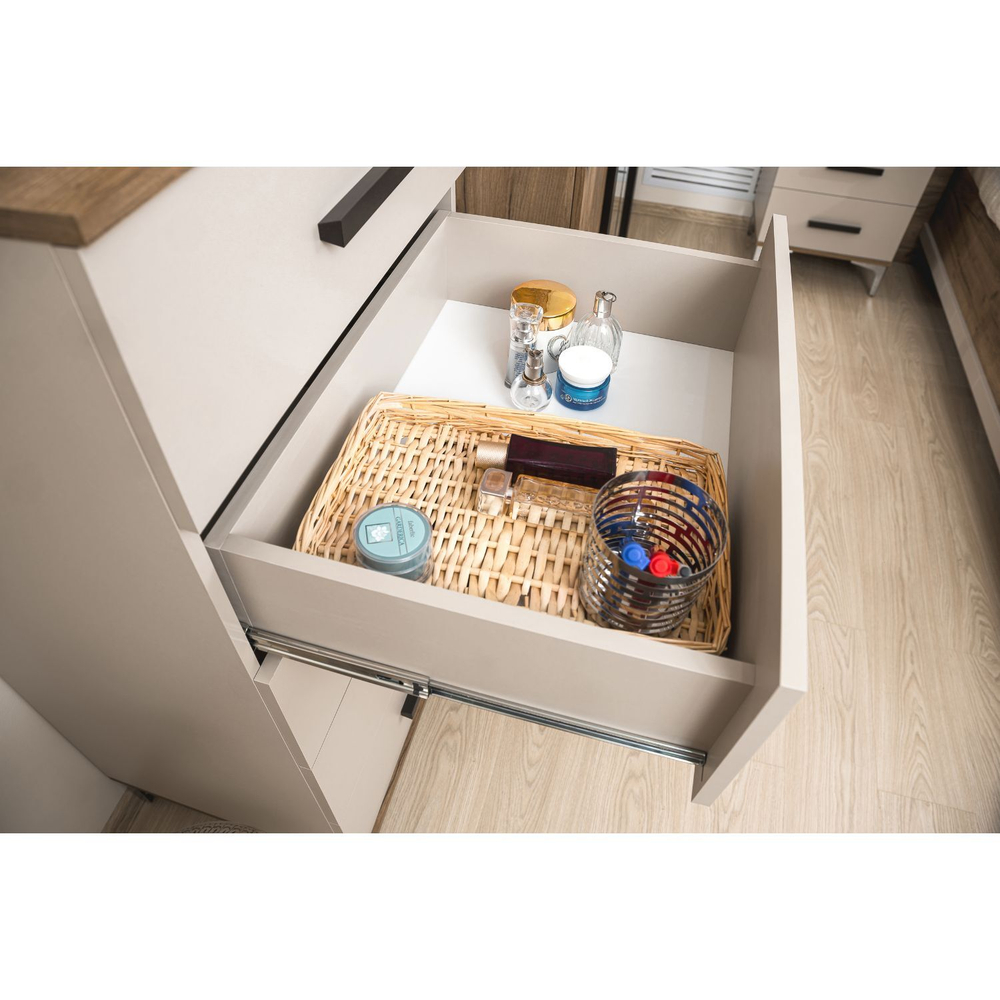 Комод высокий Кара 3