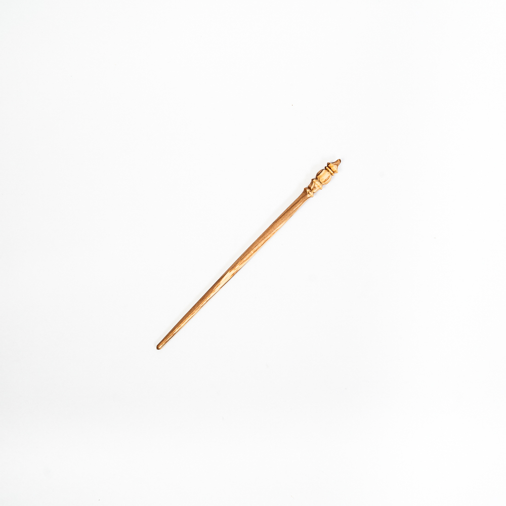 Деревянная заколка-шпилька из дерева вишня. H20