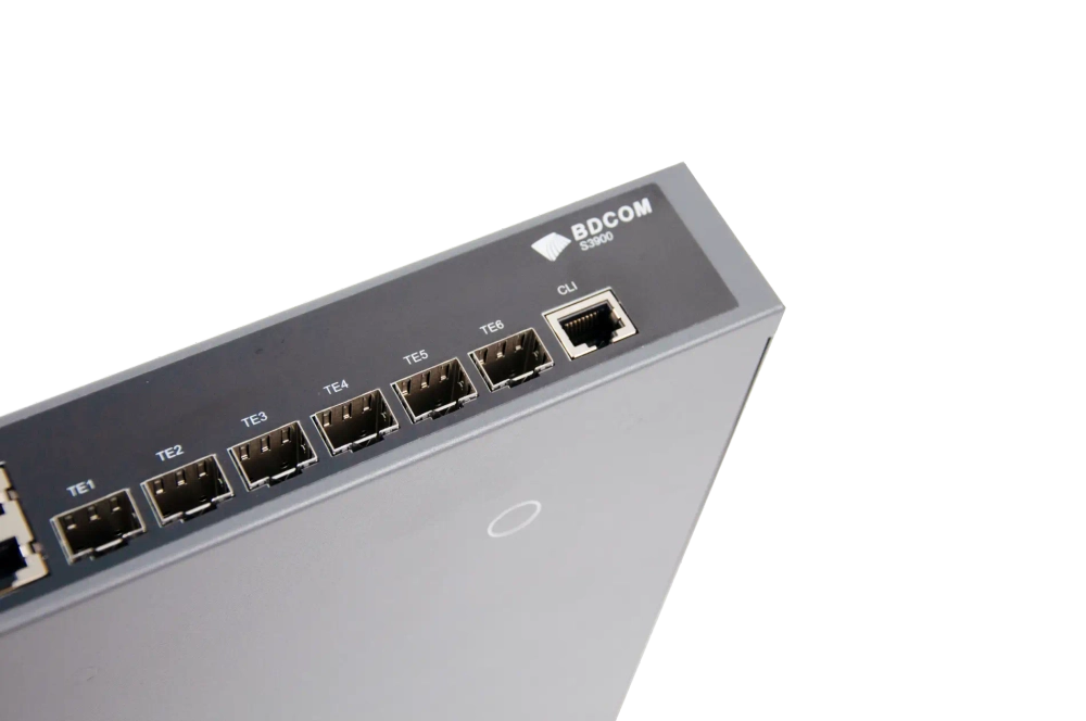 Управляемый коммутатор BDCOM S3900, 24 RJ45 1Гбит/с, 6 SFP+ 10Гбит/с, L3, 2 БП