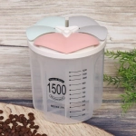 Банка для продуктов пластиковая 1,5л с 3-мя отделениями, мерной шкалой