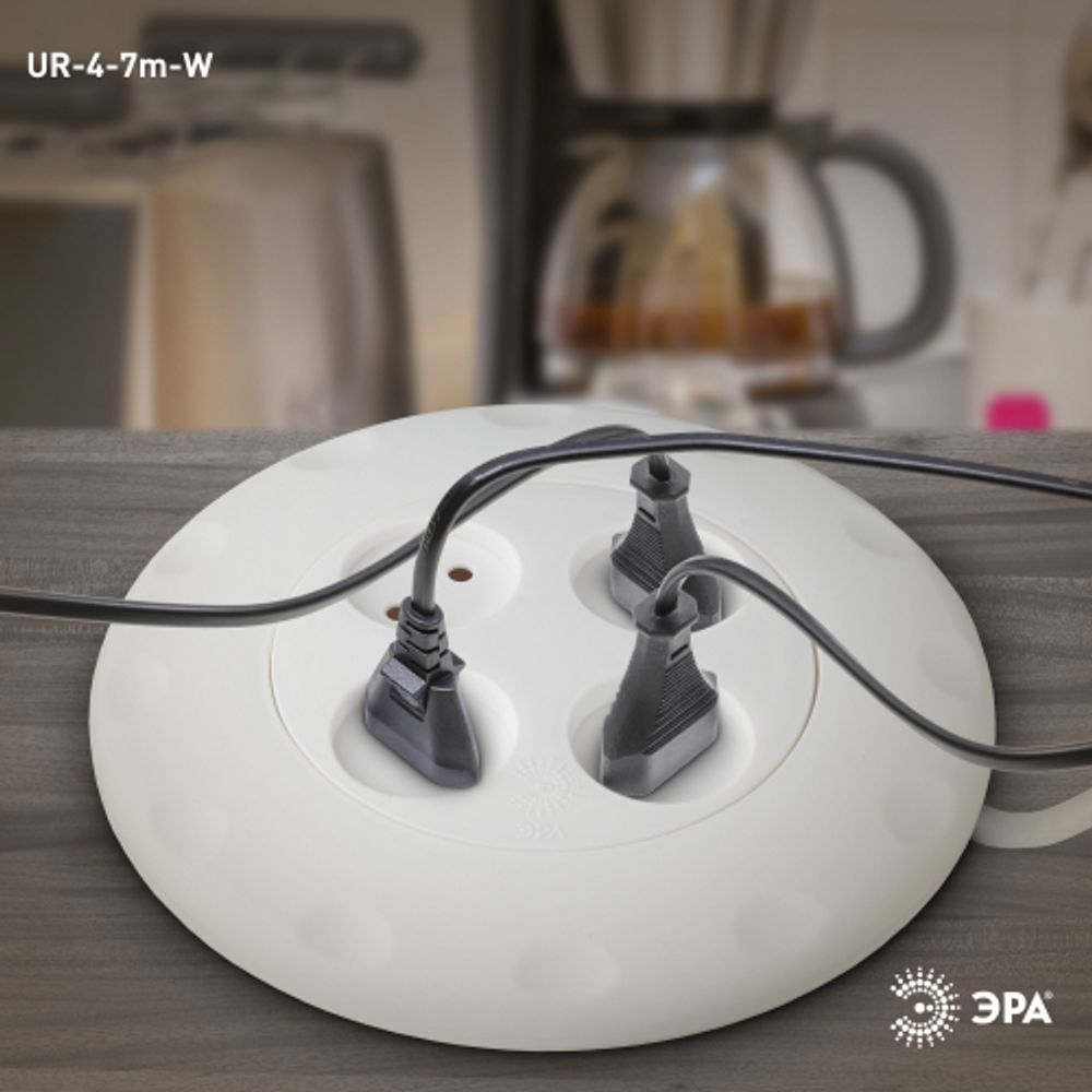 Удлинитель электрический ЭРА UR-4-7m-W рулетка без заземления 4 розетки 7м 2x1мм2 10А белая