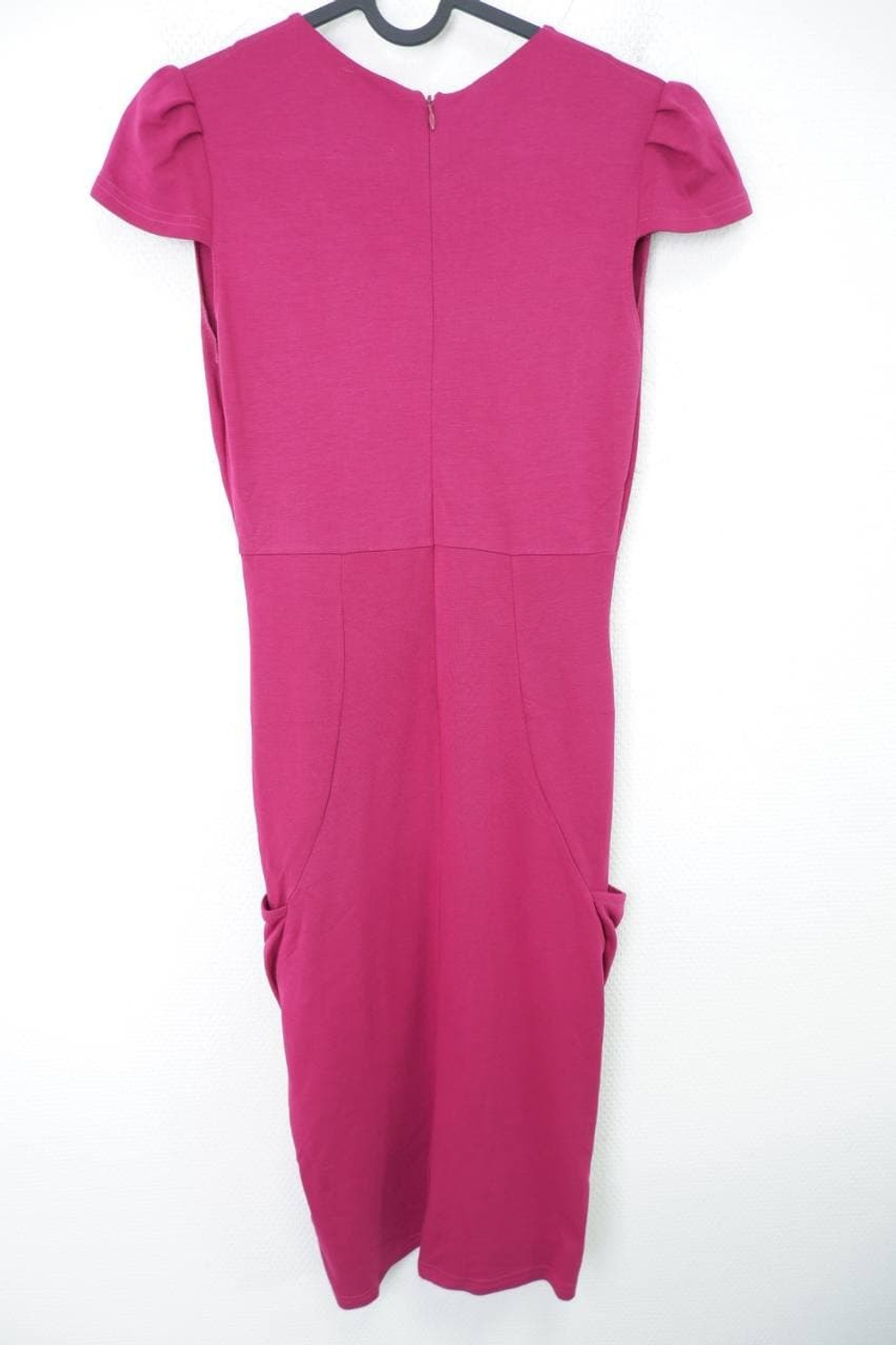 Платье цвета фуксии 42 размер