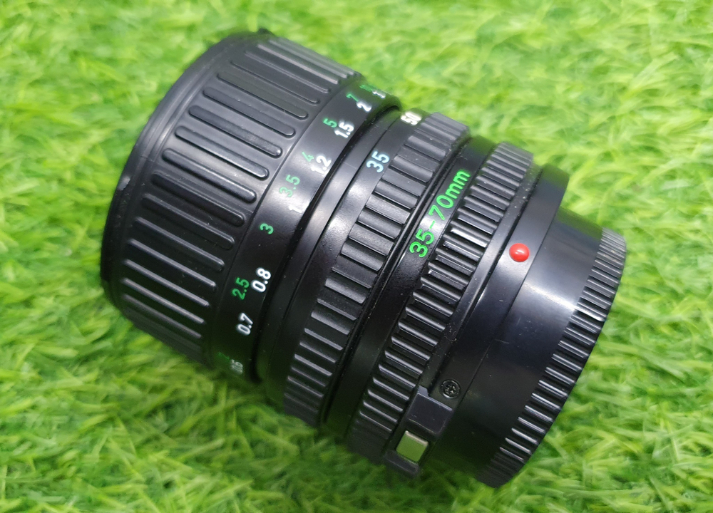Canon FD 35-70mm f/3.5-4.5