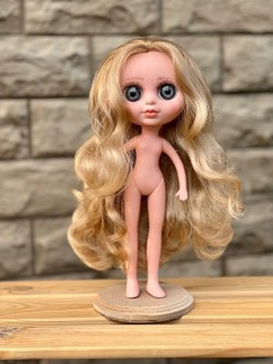 Кукла BERJUAN виниловая 32см BIGGERS Marianela Weber (24014)