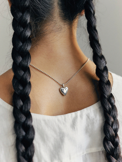 Подвес в форме сердца TAM с традиционным орнаментом