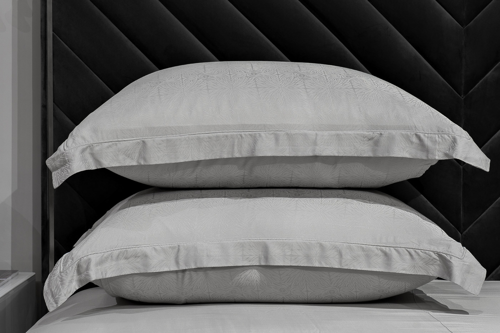 Постельное белье 2 спальное евро Garda Decor Муар оливковое бамбук