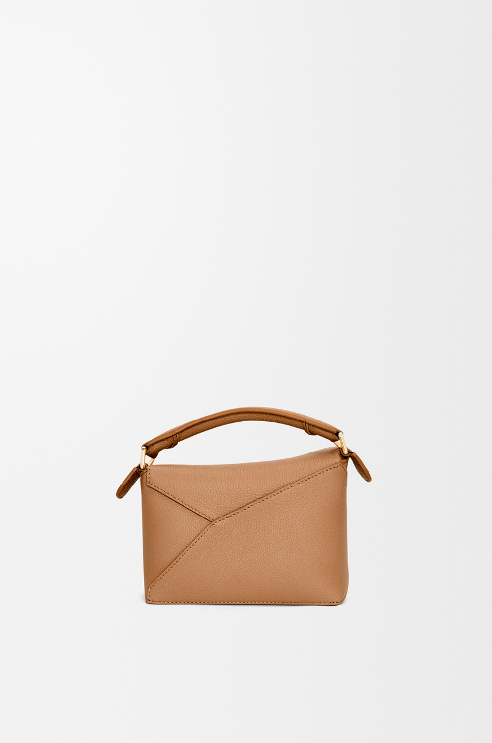 Loewe Мини-сумка Puzzle Edge из мягкой зернистой телячьей кожи, светло-коричневый