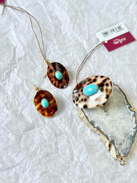 Серьги Nature Bijoux, Surabaya, с раковиной тигровой Ципреи и говлитом, NB25.2-12-90318 (коричневый)