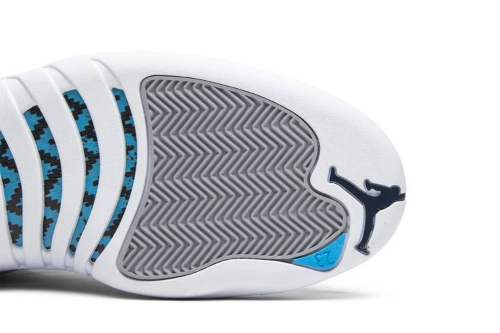 Кроссовки Jordan Air Jordan 12 Retro Grey University Blue