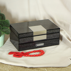 Шкатулка ювелирная