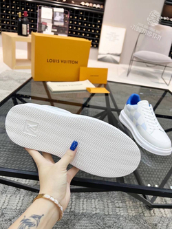 Кроссовки Louis Vuitton