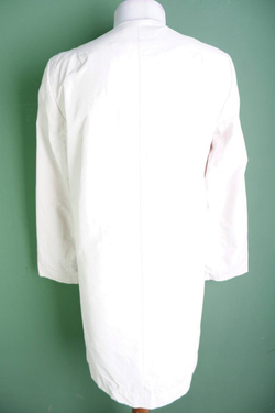 Плащ Elema светлого оттенка, визуально на 44/46 размер