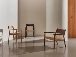 Yalia Стул из массива дуба с отделкой из ореха и сиденьем из 100% веревки