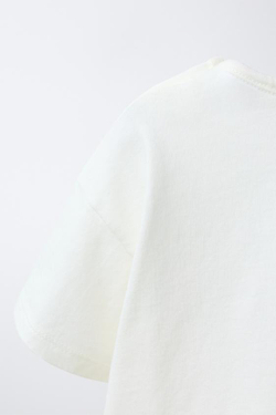 ZARA ФУТБОЛКА С ВЫШИТЫМИ ЦЫПЛЯТАМИ, ЭКРЮ