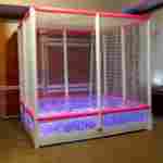 Игровой детский батут с LED-подсветкой в безопасном ограждении, 2,5х2,5х2,75 м