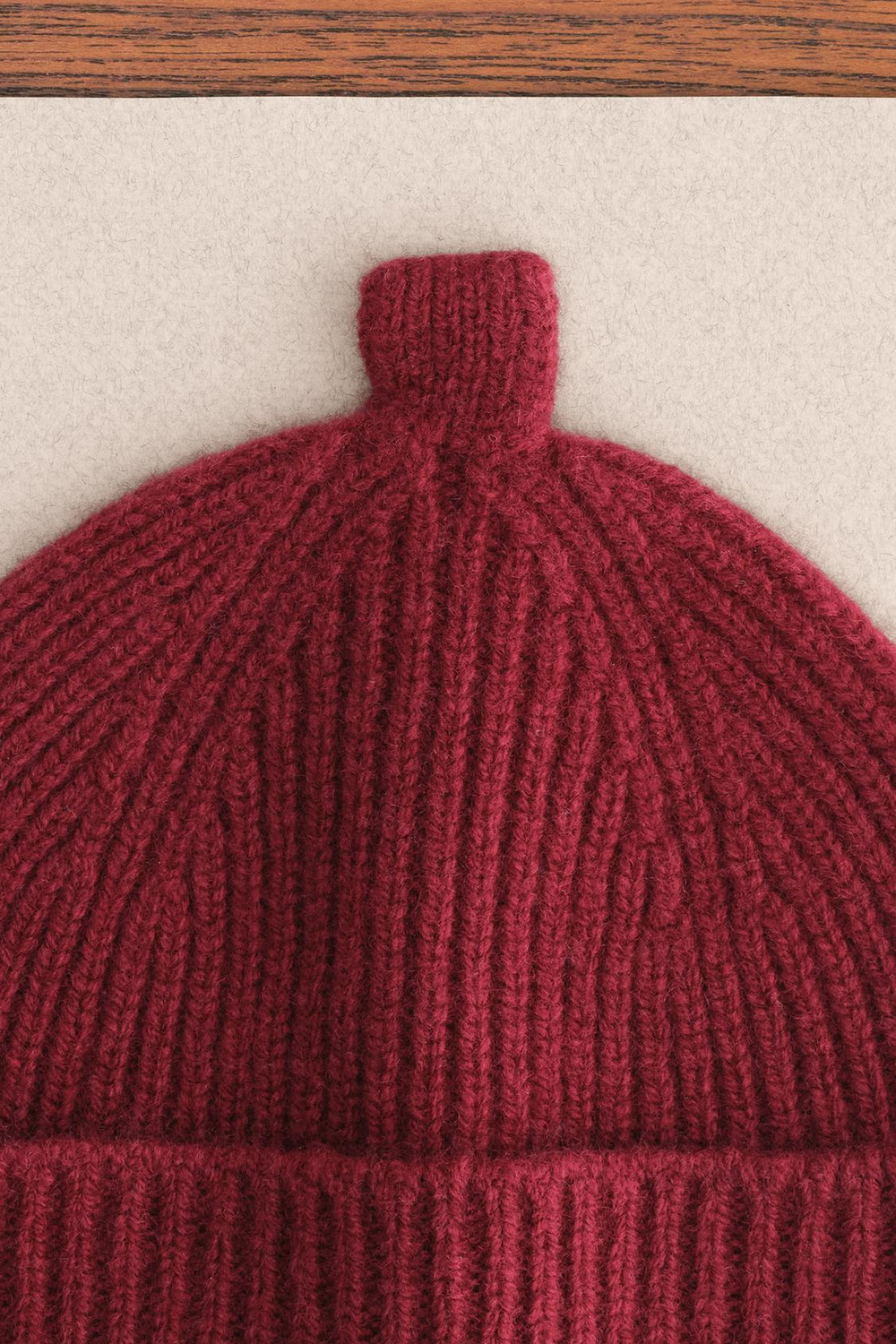 ZARA TIMELESS — ШАПКА ИЗ 100% ШЕРСТИ, БУРГУНДИ