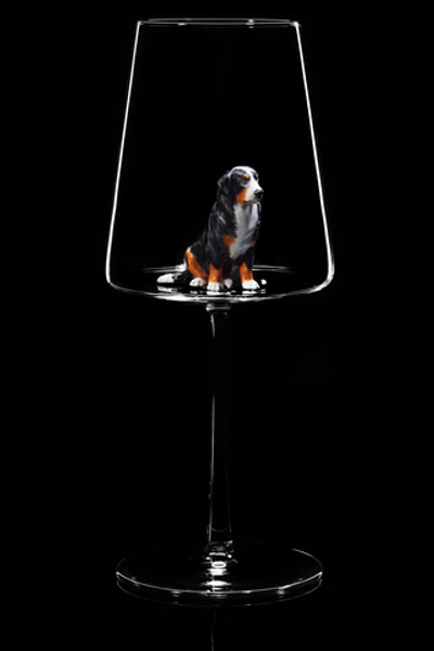 Бокал для красного вина. Собака. Зенненхунд.