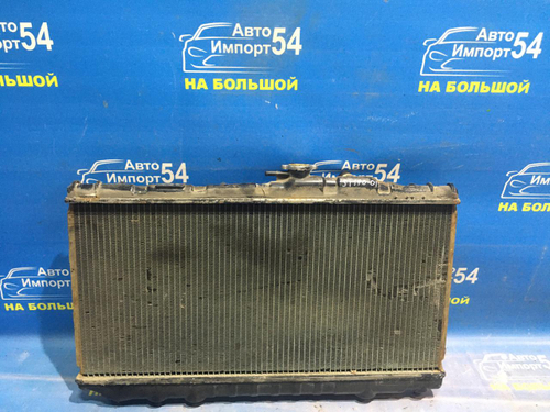 Радиатор двигателя TOYOTA CARINA 1992