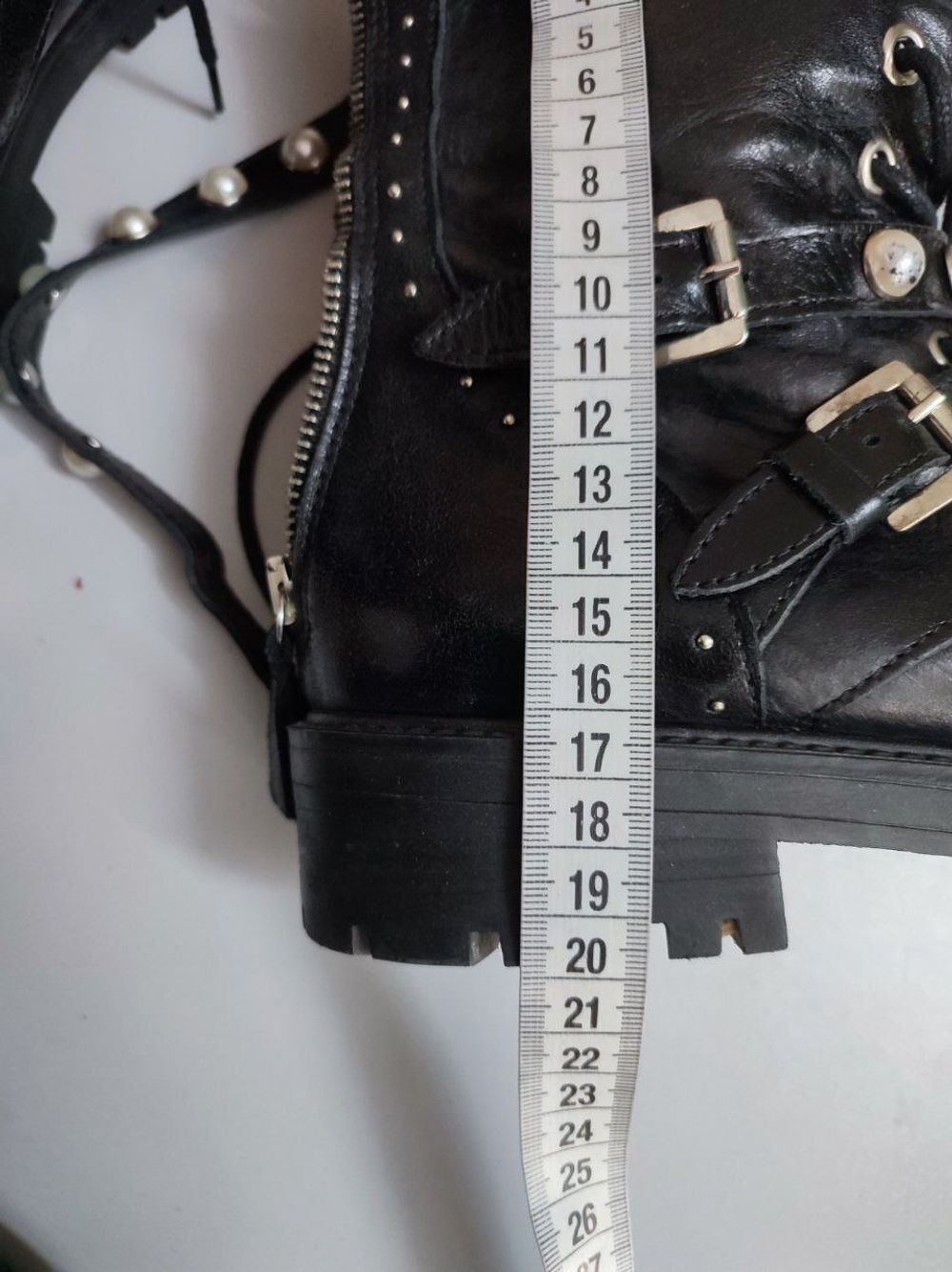 Ботинки ZARA в стиле гранж 38 размер