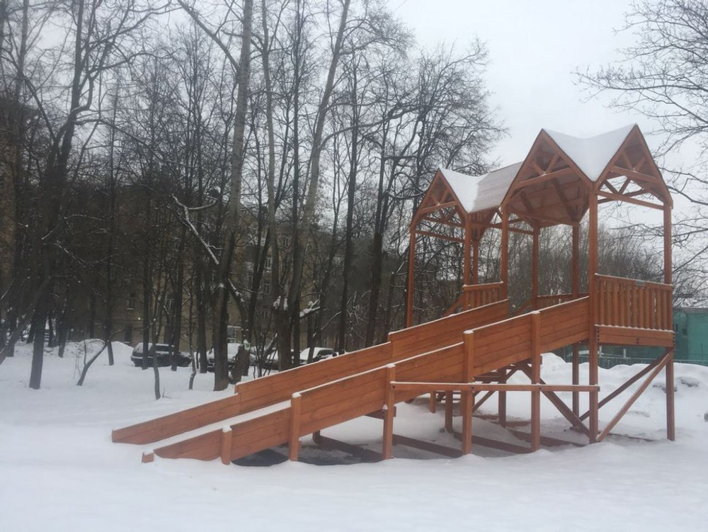 Зимняя горка TORUDA Лисичка Макси (скат 10 м)