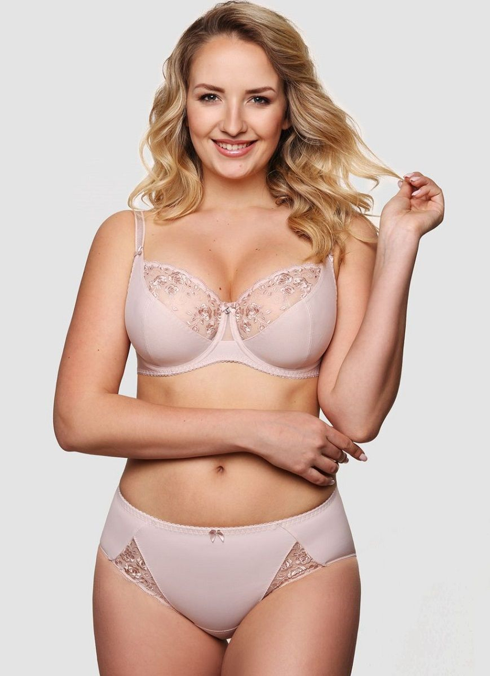 Бюстгальтер-балконет на косточках с мягкими трехразрезными чашками (Размер: 75D) (Цвет: голубой)