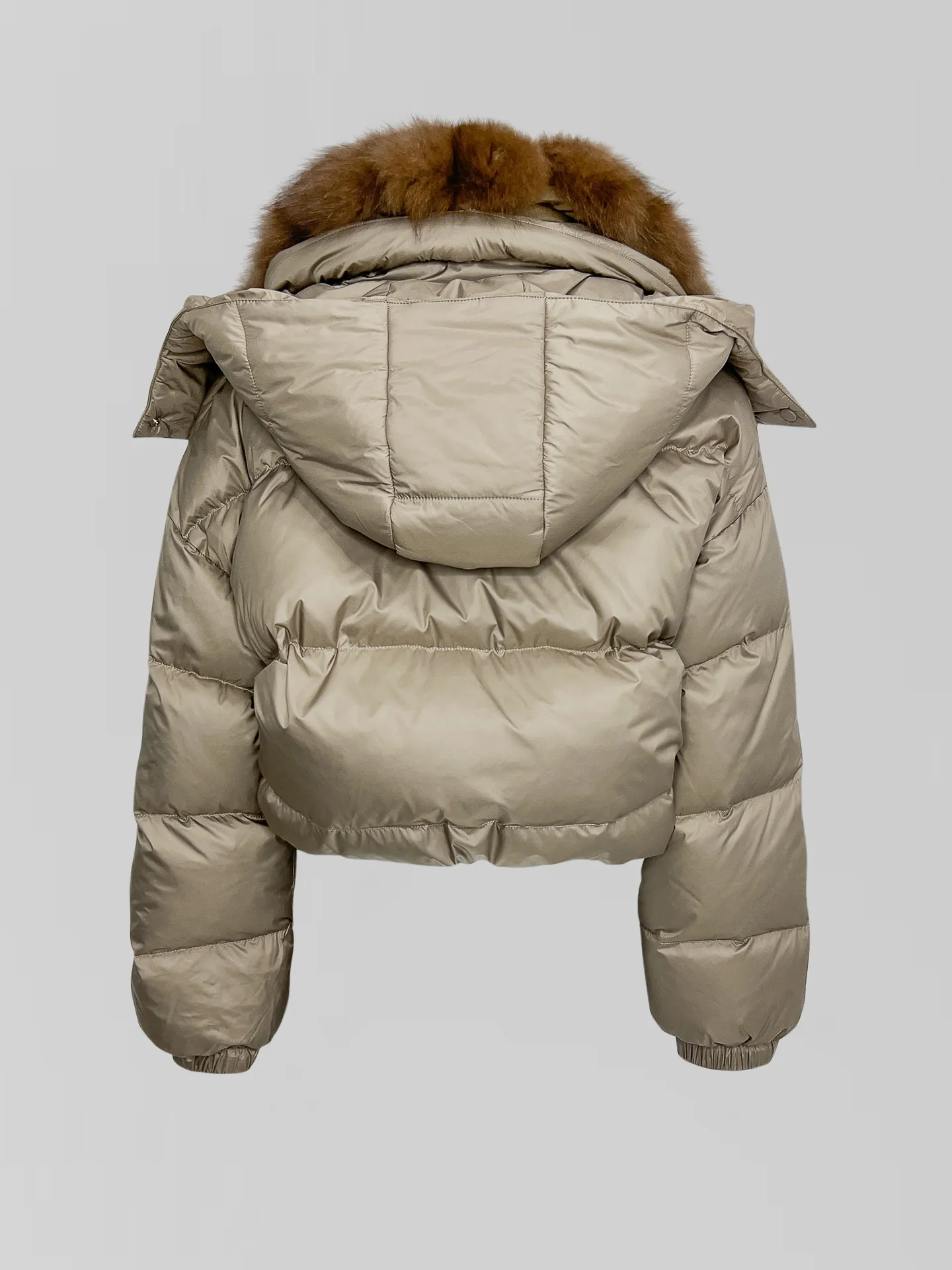 Куртка Sheng Yuan 25-899 однотонная укороченная с мехом