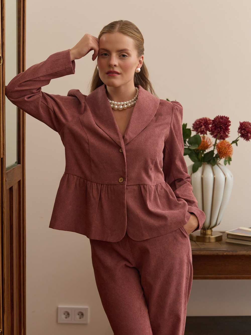 Жакет вельвет укороченный