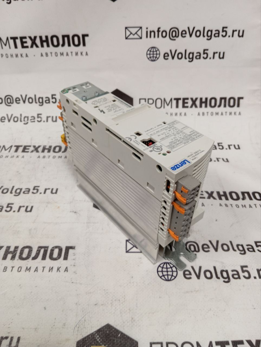 Lenze E82E551_4C б/у