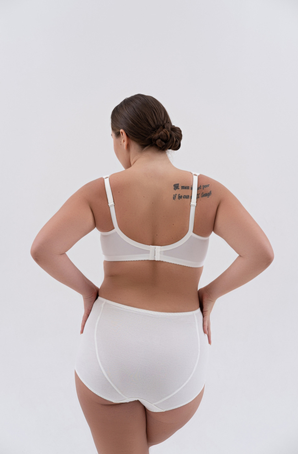 1107 бюстгальтер "Молоко с голубым"