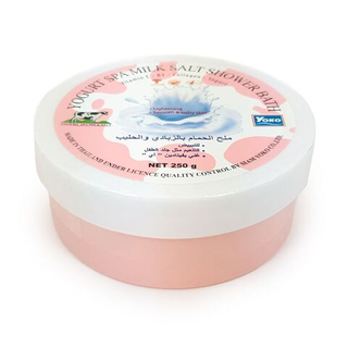 Скраб солевой с молоком и йогуртом YOKO Yogurt Spa Milk Salt Shower Bath 250g