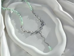 Колье из Ангелита