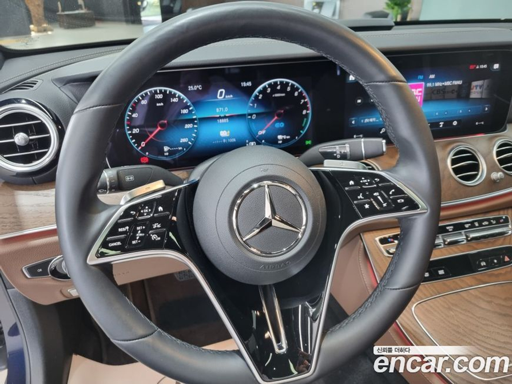 Mercedes-Benz E-Class W213 E300e 4MATIC Exclusive (12.2022)