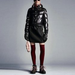 Куртки Moncler, G20931A0005868950999