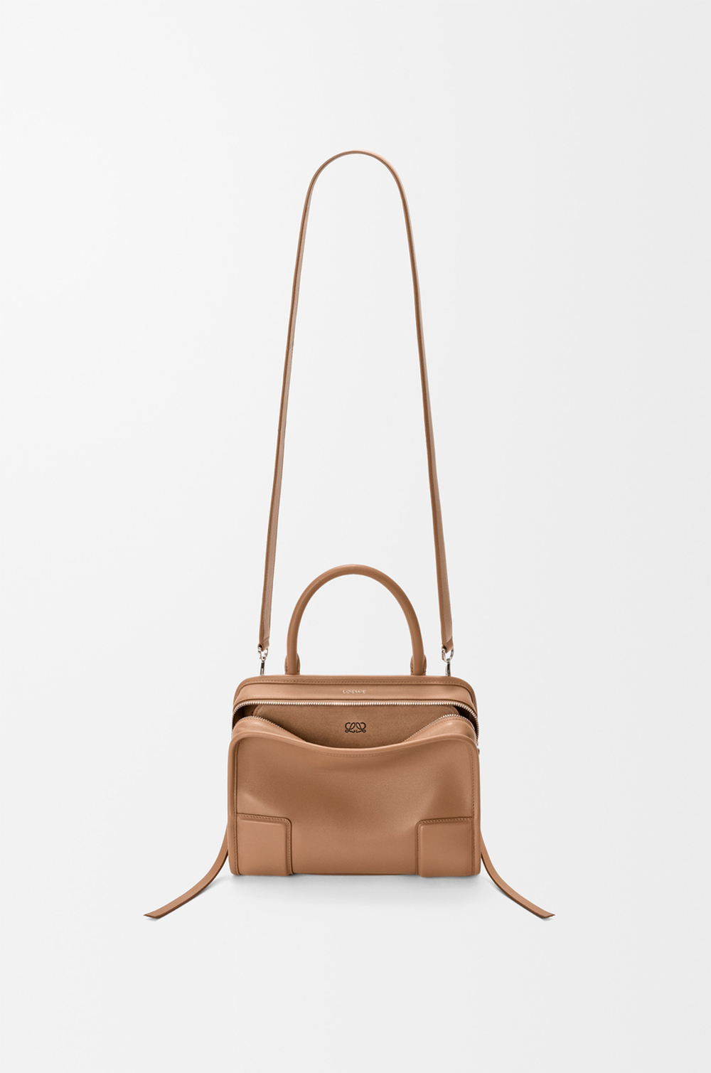 Loewe Маленькая сумка Amazona 180 из мягкой телячьей кожи, мокко