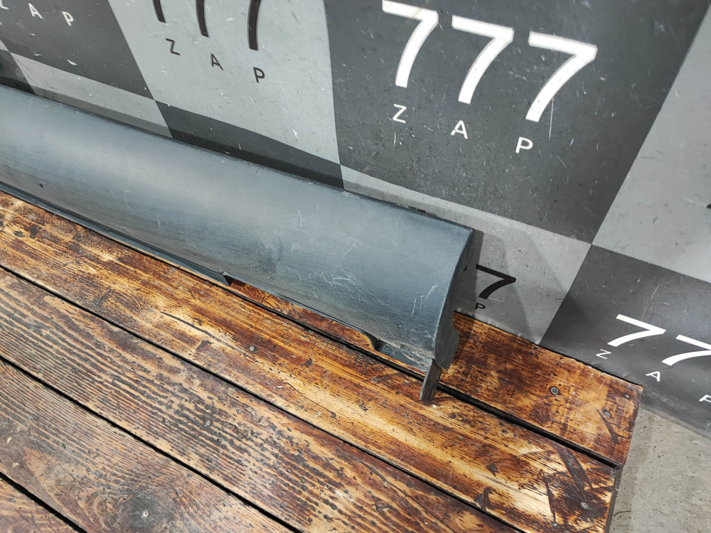 Накладка порога левого Kia Soul 3 (SK3) 19-нв Б/У Оригинал 87751K0000