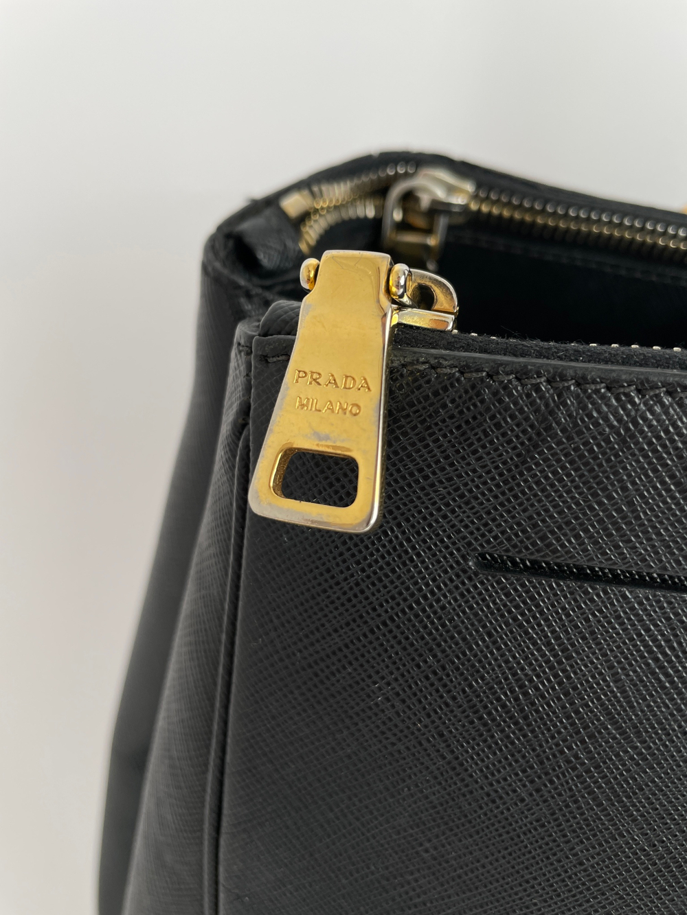 Сумка Prada