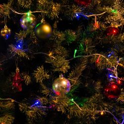 ULD-S0500-050-DTA MULTI IP20 Гирлянда светодиодная с контроллером. 5м. 50 светодиодов. Разноцветный свет. Провод прозрачный. ТМ Uniel