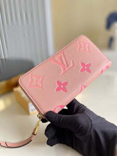 Louis Vuitton Zippy Wallet