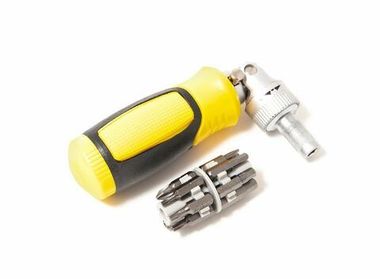 Отвертка реверсивная с поворотной рукояткой и комплектом бит:SL5,6,U6,H4,5,6,PH1,2,T10,15,20,30 (13пр.)в блистере. Baum Auto##BaumAuto BM-30311313