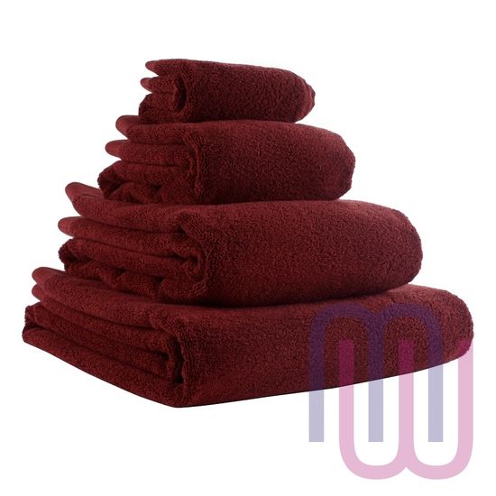 Полотенце для лица бордового цвета